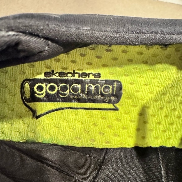 Skechers Go Walk 3 Goga Mat Men’s Black Loafers 12 main image 9
